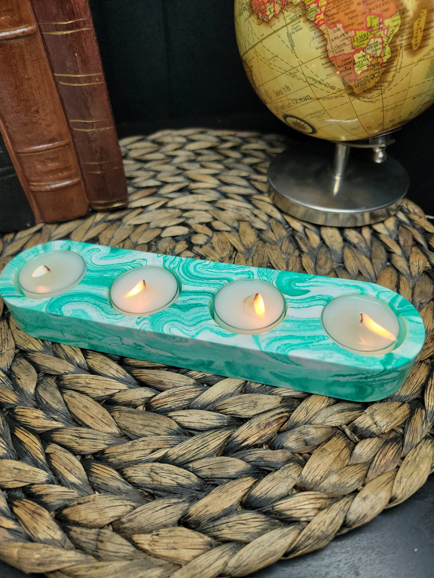 Quadruple Tealight Holder, Large Jesmonite Tealight , 4 Tealight Candle Holder, Tea Light Centerpiece, Modern Candle Holder
