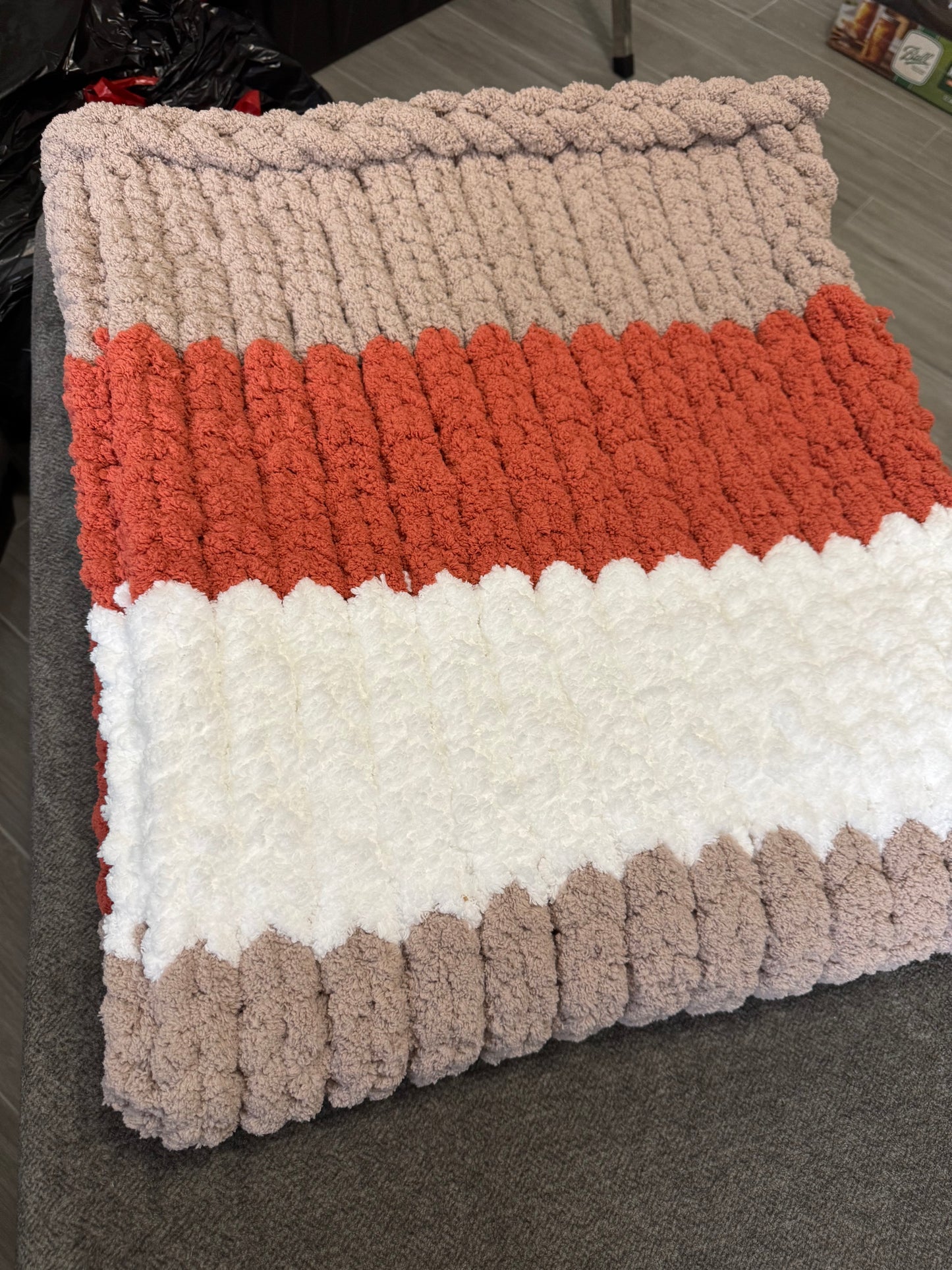 Fall colors Chunky Knit Blanket, Handmade Chenille Throw, Soft & Cozy Blanket, Chunky Blanket, Warm Blanket, Fluffy Blanket