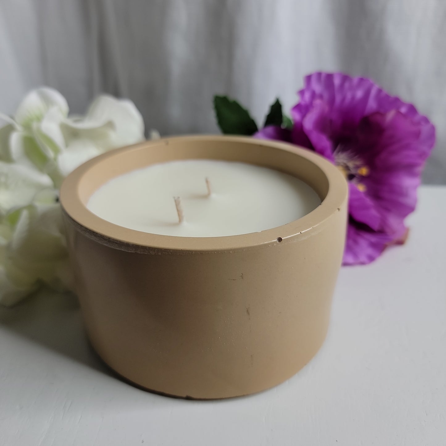 Holly Berry Concrete Candle